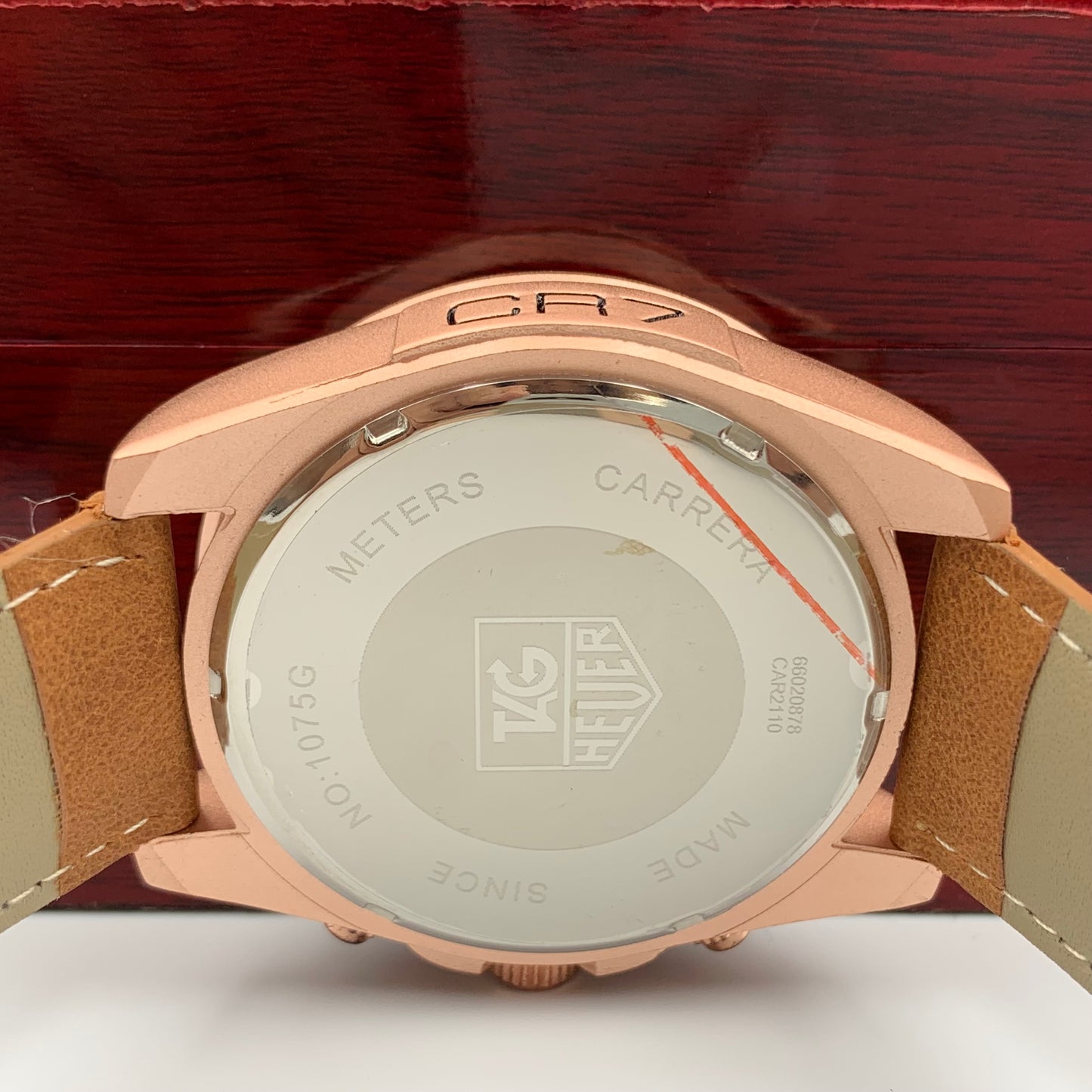 Tag White Dail Golden Case Watch