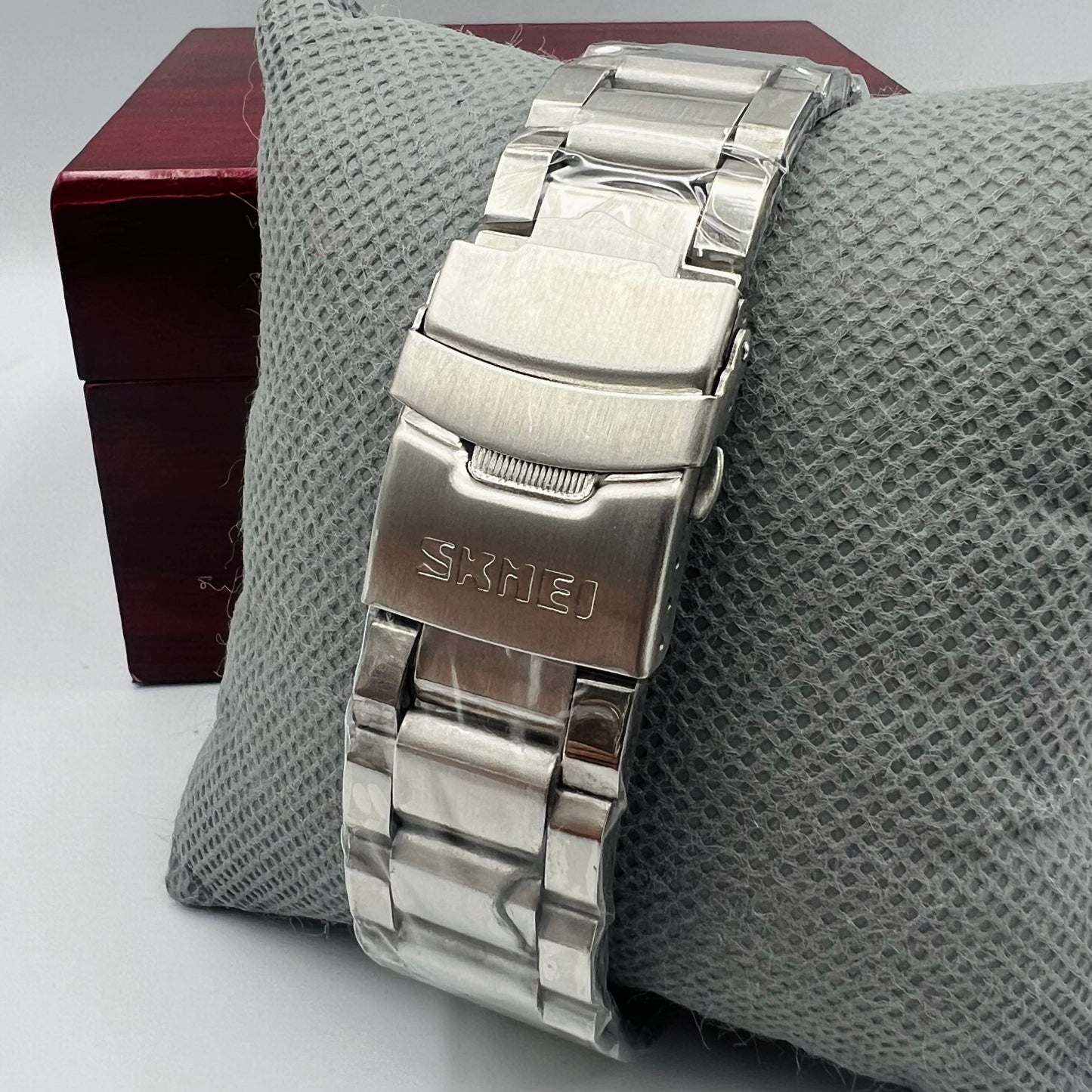 Skmei Twotone Silver black Watch