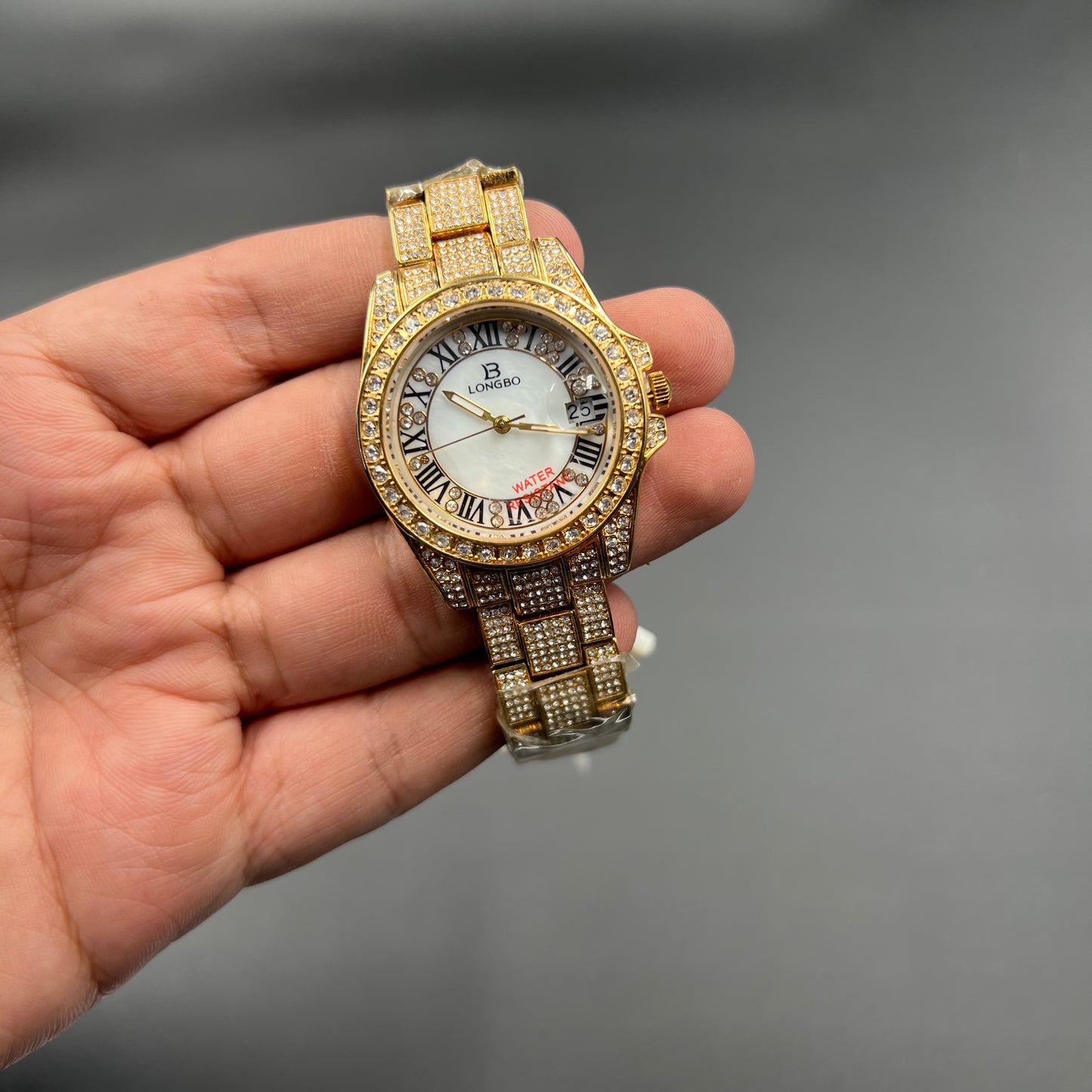 Ladies Longbo White Dail Golden Case