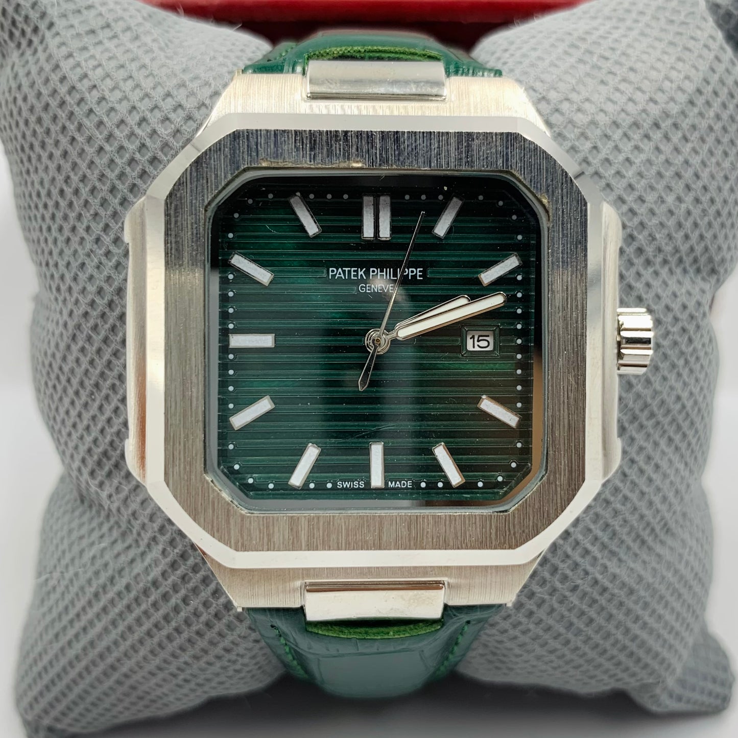 Patek Geneve Green Dail Green Strap Watch
