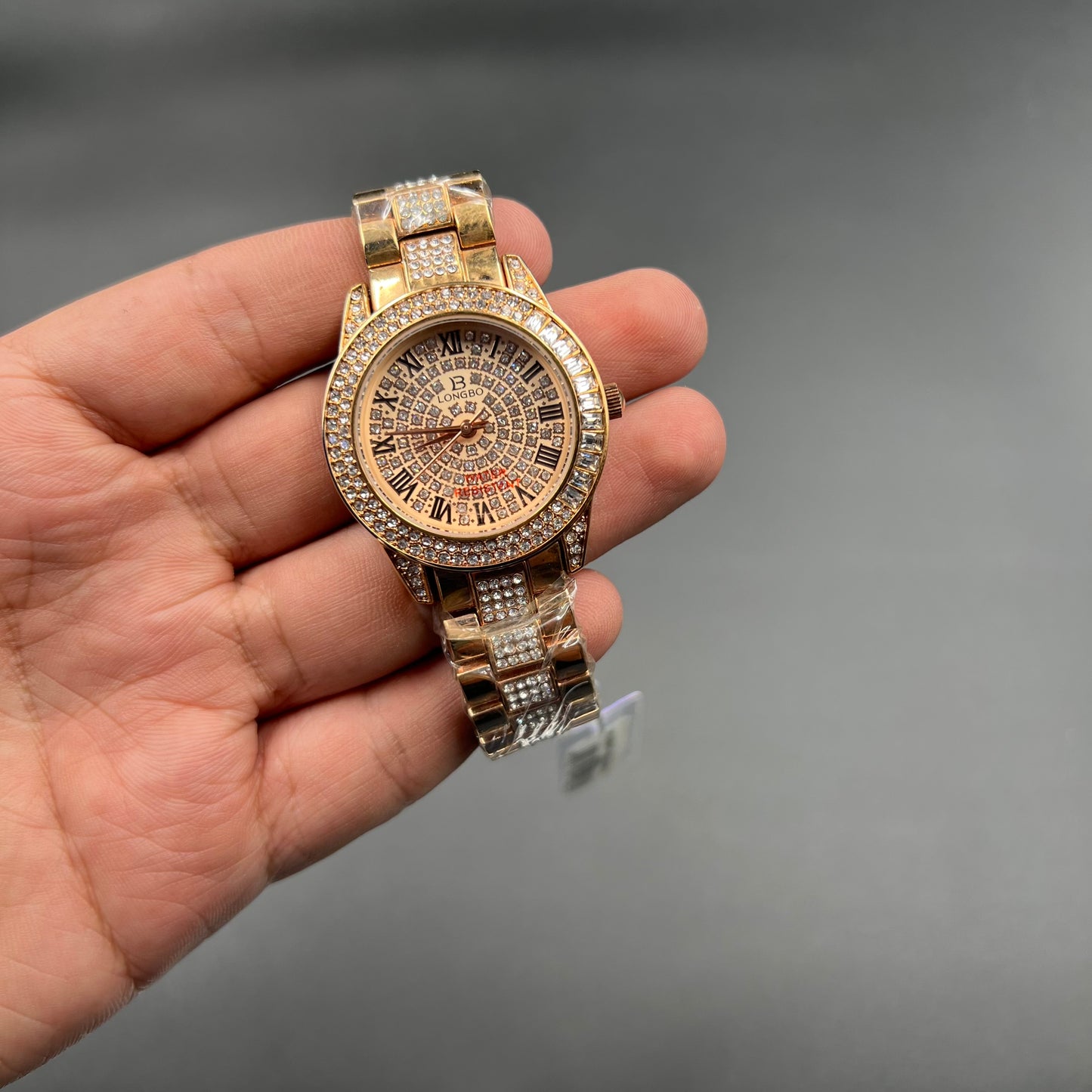 Ladies Longbo Golden Dail Golden Case