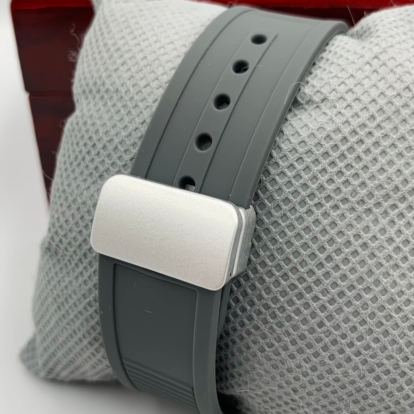 UP Arabic Grey Watch
