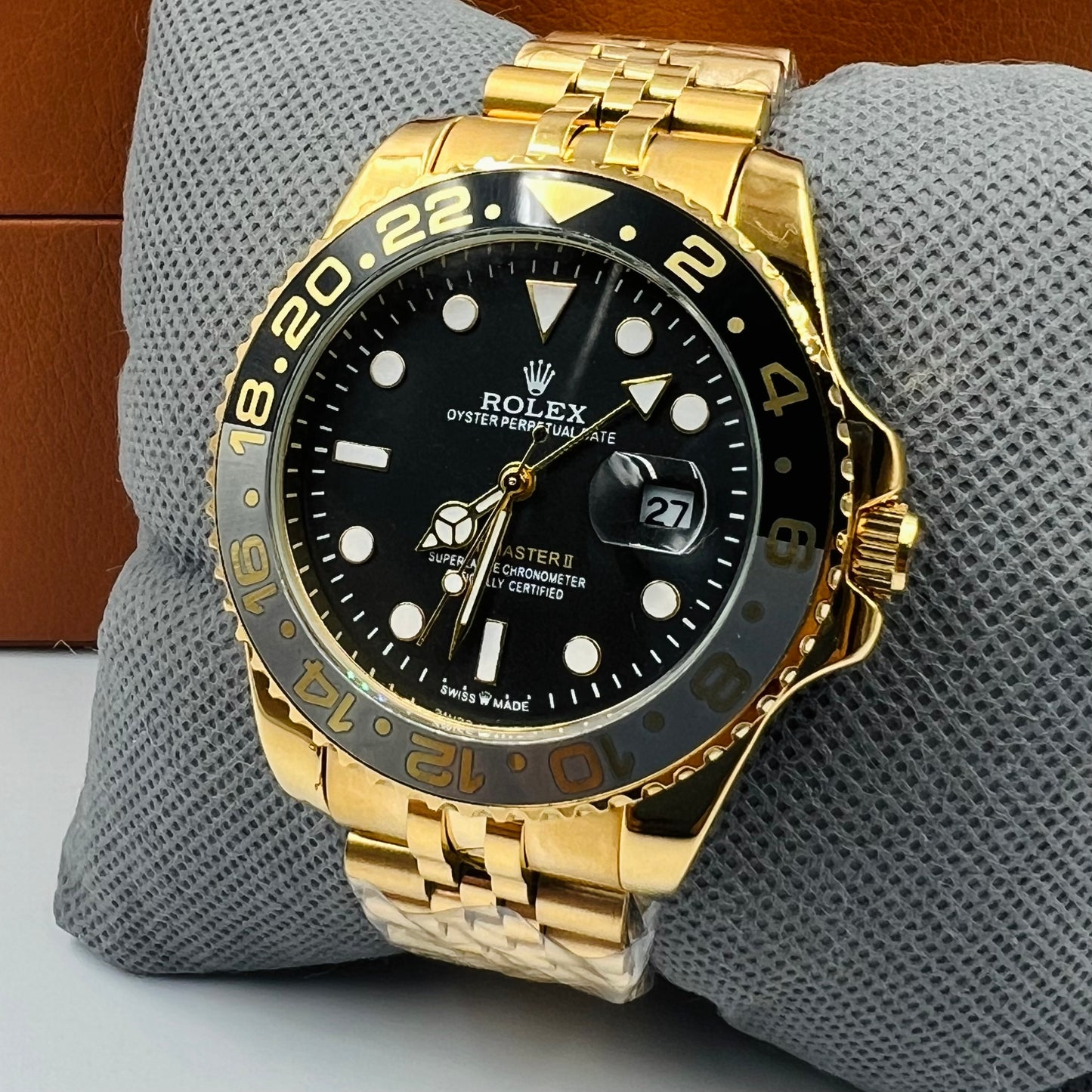 GMT Full Golden Watch