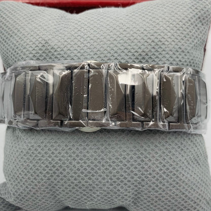 Hub White Black Watch