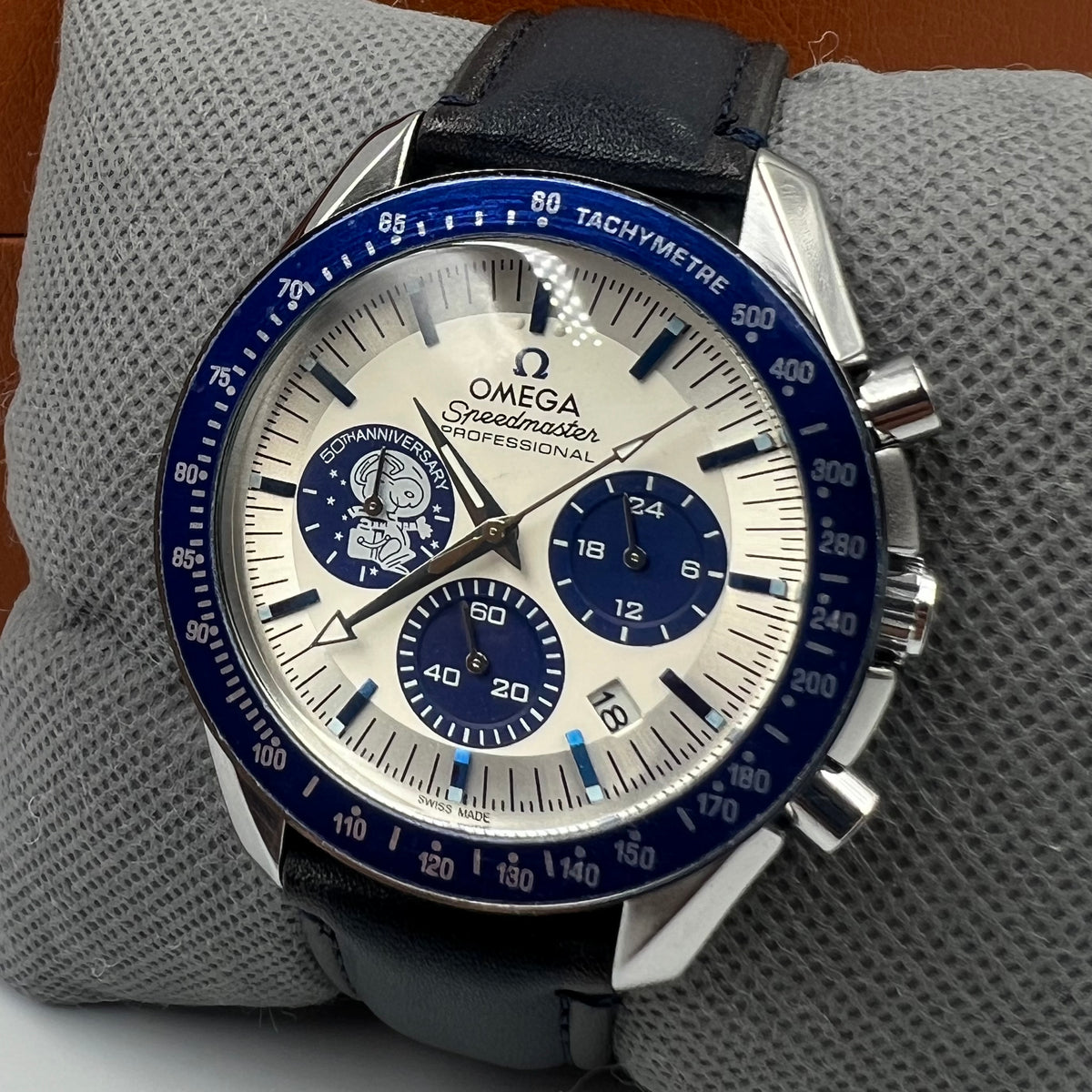Omega Speedmaster Chronograph Sun Full Blue Strap Watch