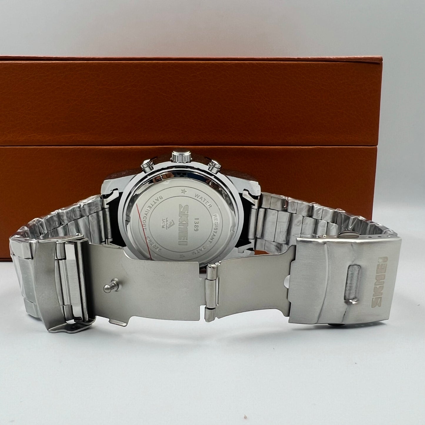 Skmei Twotone Silver White Watch
