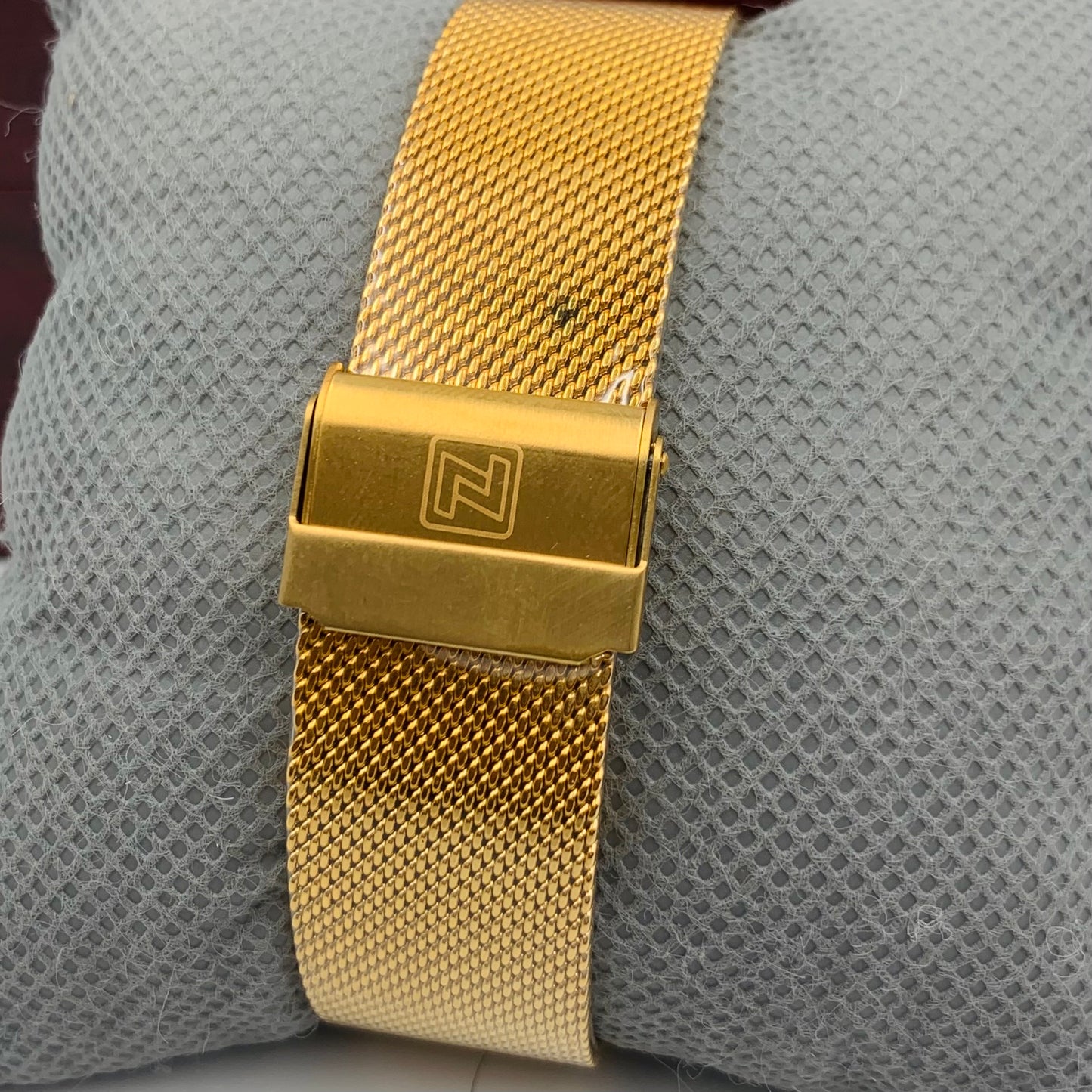 Naviforce Chrono Golden Watch