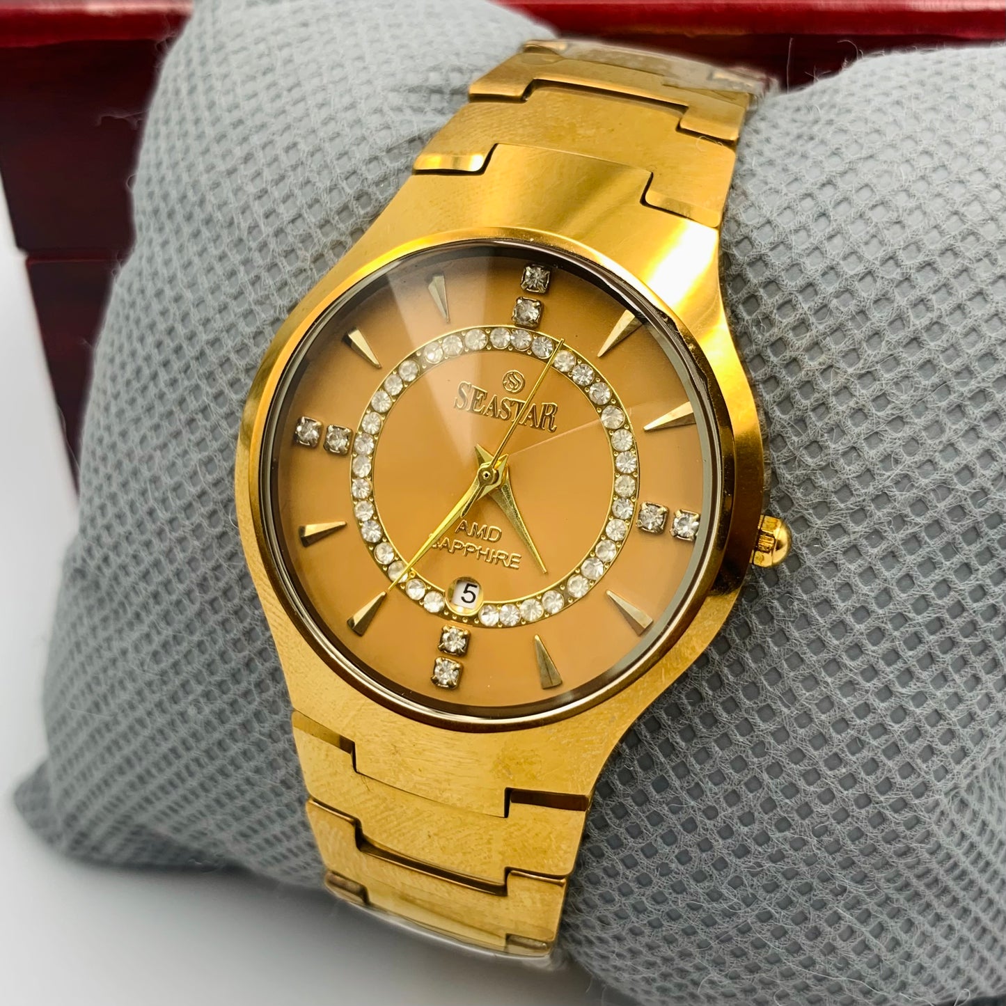 Seastar Full Golden Chain Watch